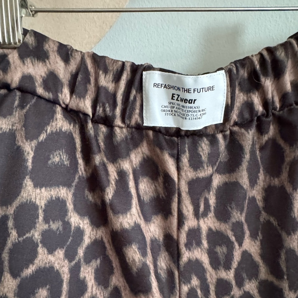 Leopard Print Boxer Vibe Wide-Leg Pants - Picture 10 of 15